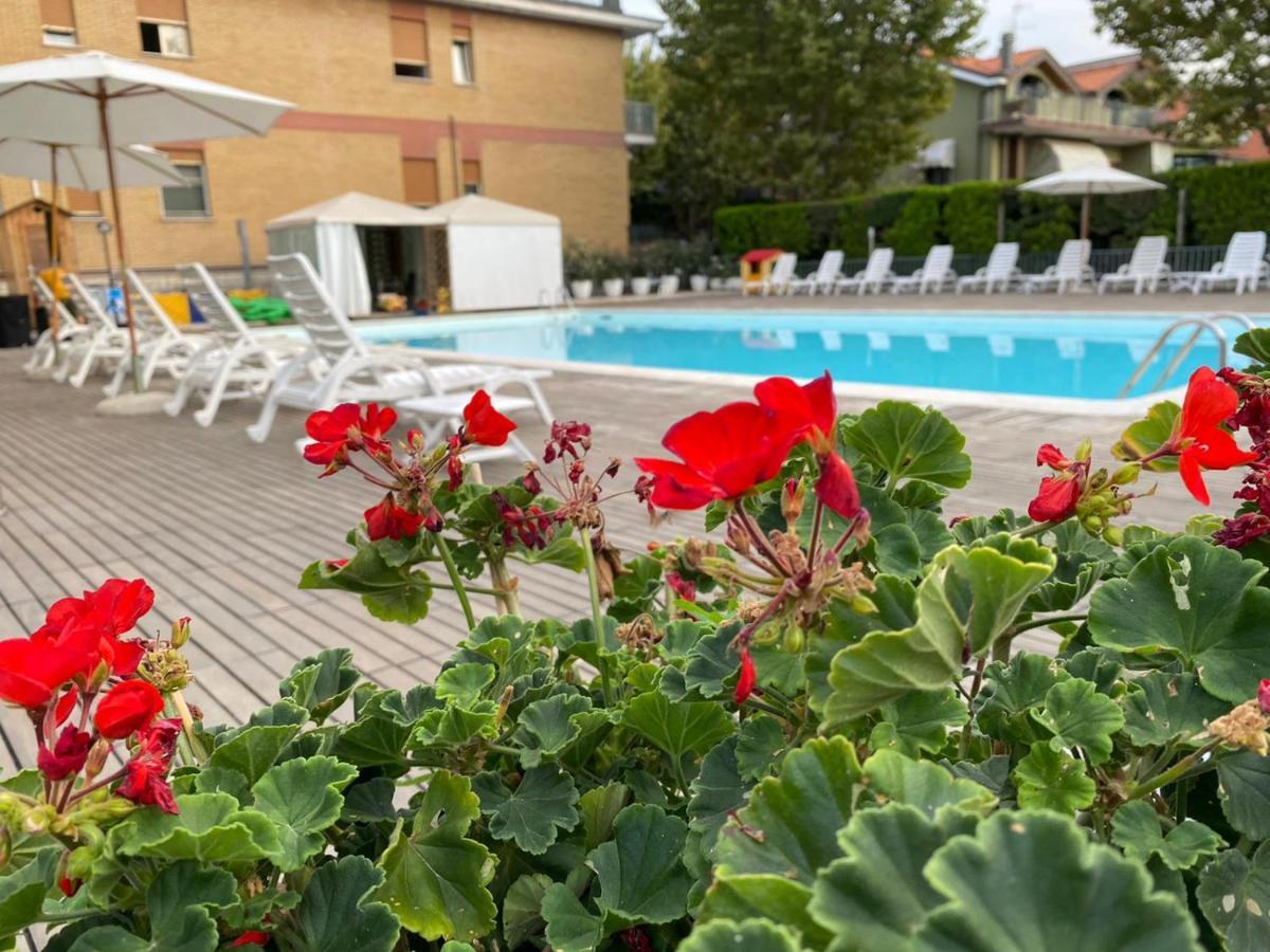 Hotel St. Moritz Bellaria-Igea Marina Zewnętrze zdjęcie