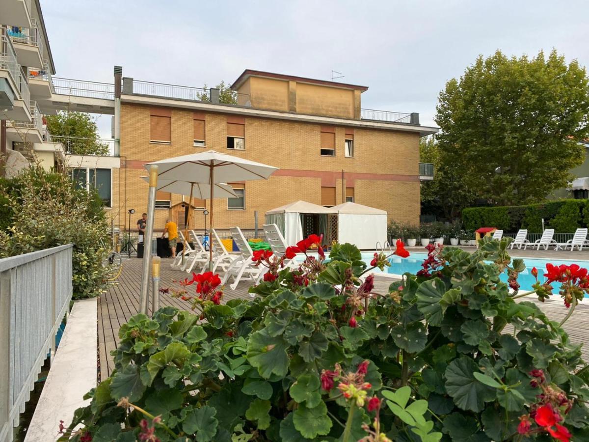 Hotel St. Moritz Bellaria-Igea Marina Zewnętrze zdjęcie
