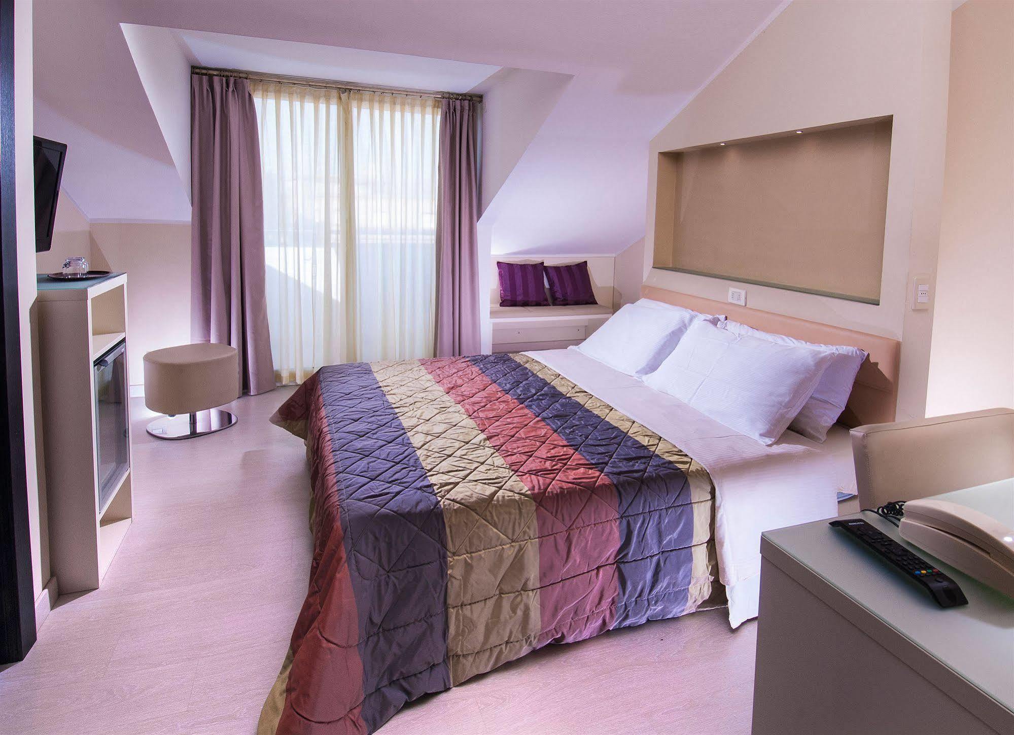 Hotel St. Moritz Bellaria-Igea Marina Zewnętrze zdjęcie