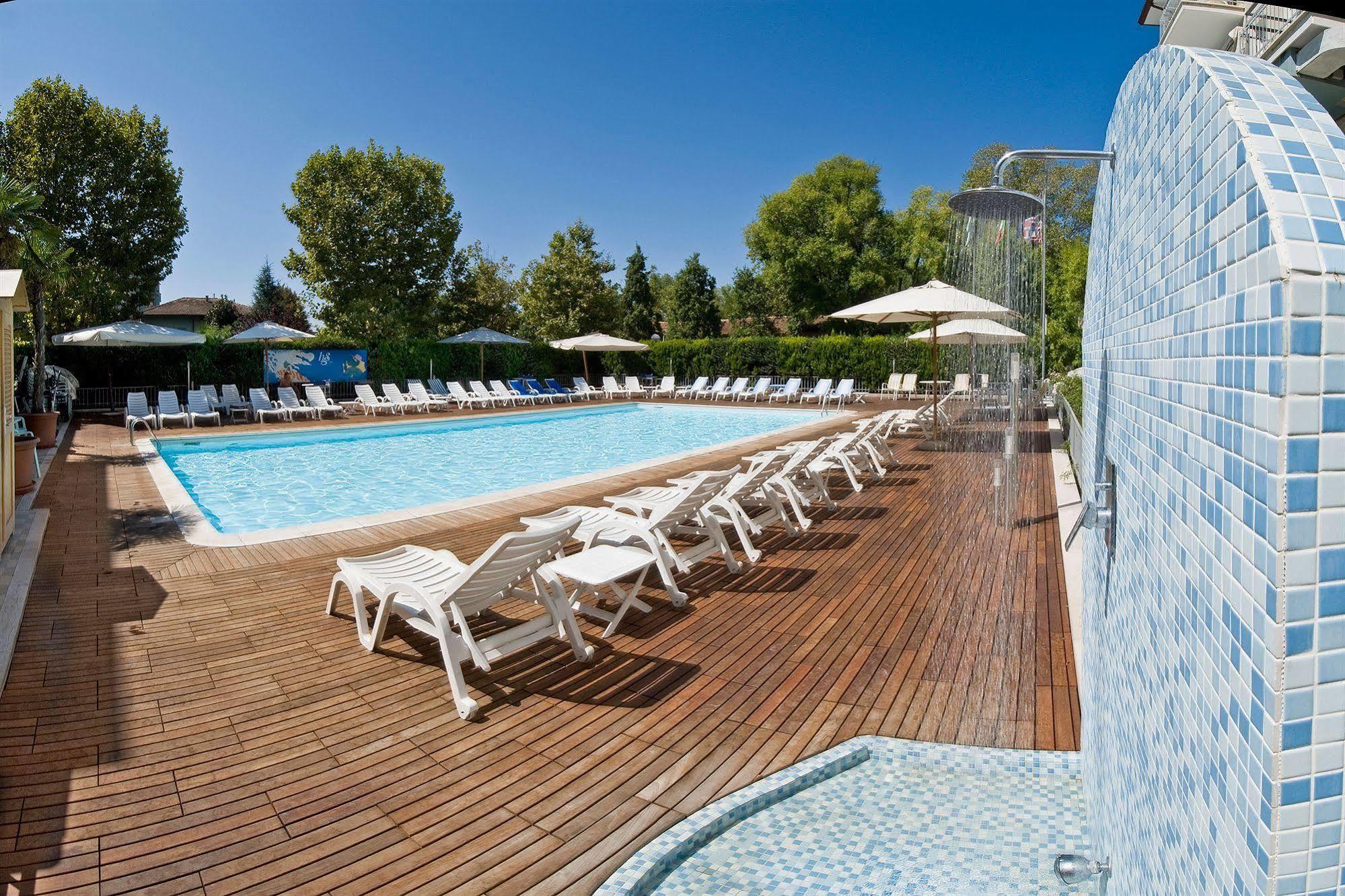 Hotel St. Moritz Bellaria-Igea Marina Zewnętrze zdjęcie